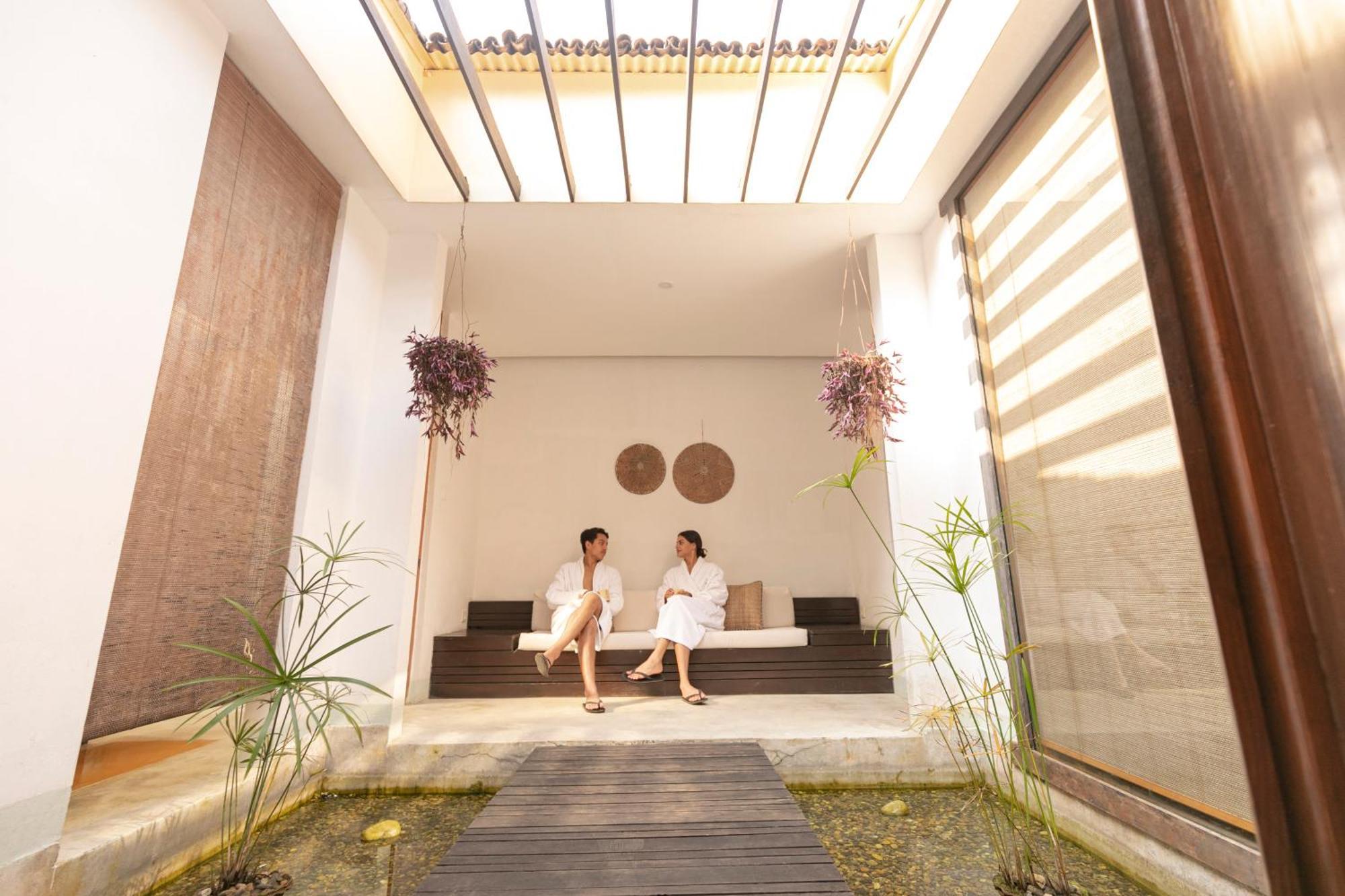 Hotel Kasara Chitwan Patlahara Zewnętrze zdjęcie